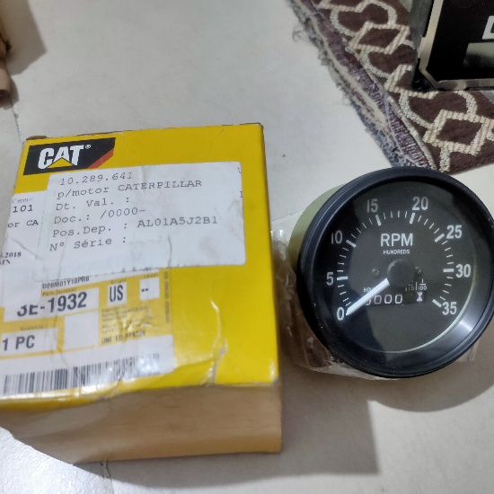 TACHOMETER AS 3E1932 - Caterpillar